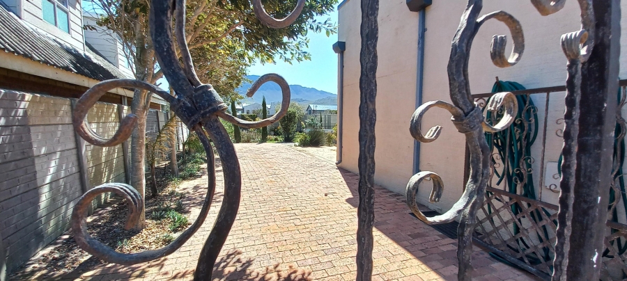 3 Bedroom Property for Sale in Pringle Bay Western Cape
